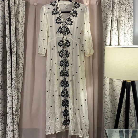 Free People Dresses & Skirts - Free People Fable Embroidered Midi Dress Sz M